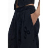PANTALONES NEGROS DE MUJER DESIGUAL